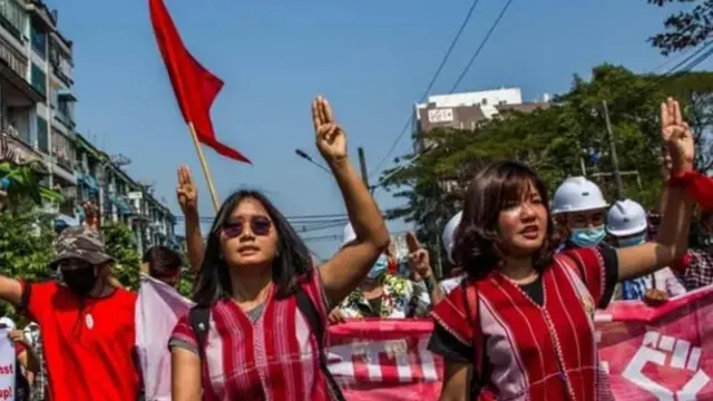 အက်စတာဇေနော