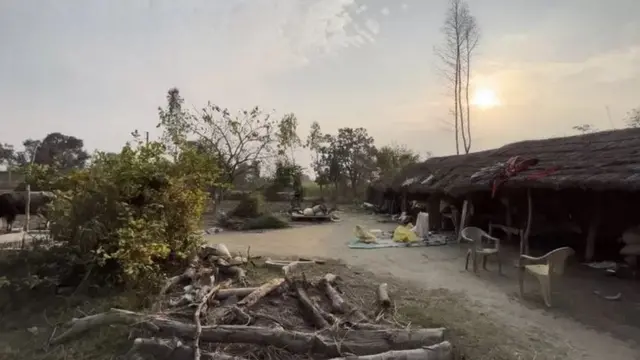 அயோத்தியில் ராமர் சிலை அமைக்கும் திட்டம்