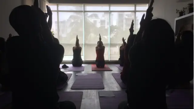 যোগ ব্যায়ামের প্রশিক্ষণ