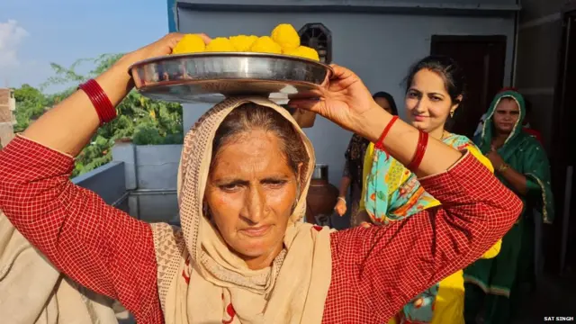 ਰਵੀ ਦਹੀਆ ਦਾ ਪਰਿਵਾਰ