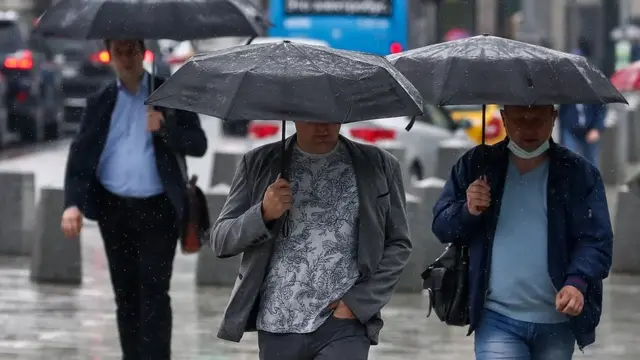 прохожие, Москва
