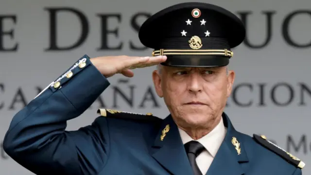 Salvador Cienfuegos: la Fiscalía de México desestima el caso contra el exsecretario de Defensa por falta de pruebas - BBC News Mundo