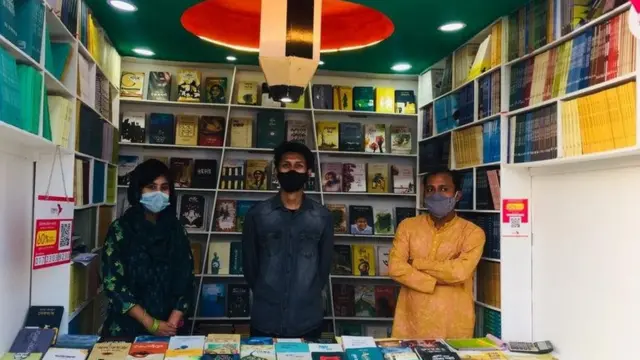 বই মেলায় পেন্সিলের স্টল