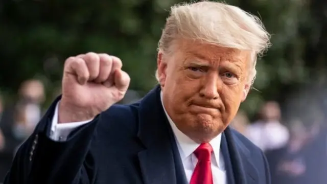 डोनाल्ड ट्रंप