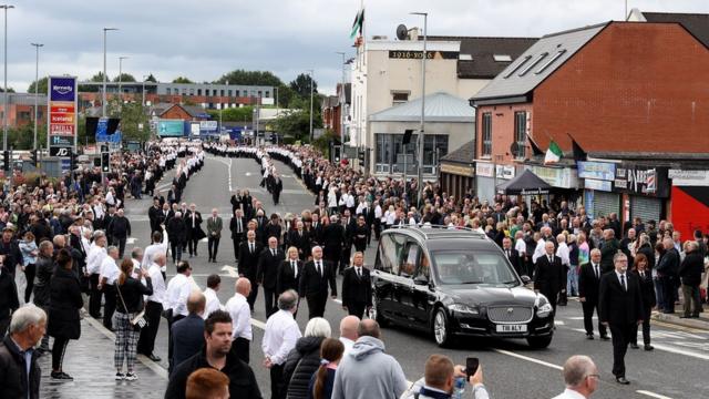 Funeral de Bobby Storey en Belfast en junio de 2020