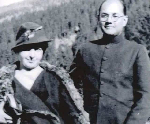 సుభాష్ చంద్రబోస్, ఎమిలీ షెంకెల్