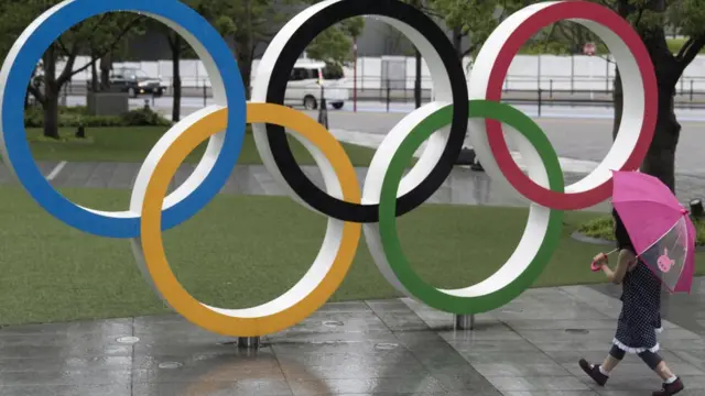 مقابل استادیوم المپیک توکیو