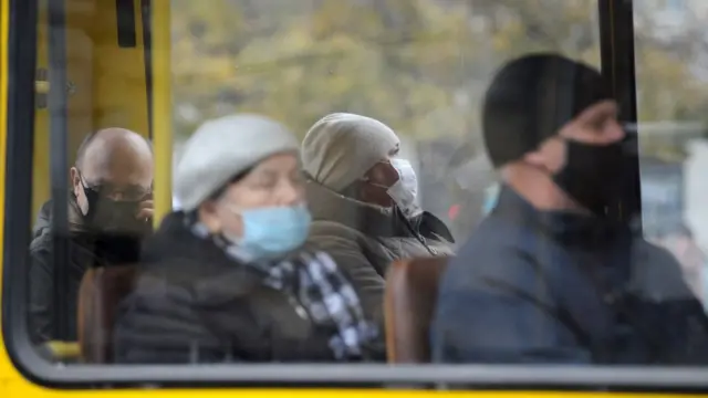 Жорсткий карантин в Україні. Все, що відомо про плани влади