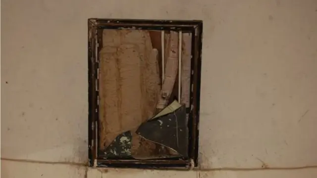 कुछ दिन पहले चित्तौड़गढ़ किले में बने पद्मिनी महल में लगे शीशे तोड़ दिए गए थे