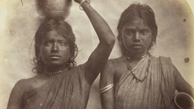 భారతదేశంలో స్త్రీలు ఒకప్పుడు ఏకవస్త్రం ధరించేవారు