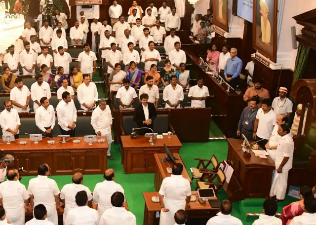 எம்எல்ஏக்கள் சம்பளம் எவ்வளவு, சலுகைகள் என்ன?