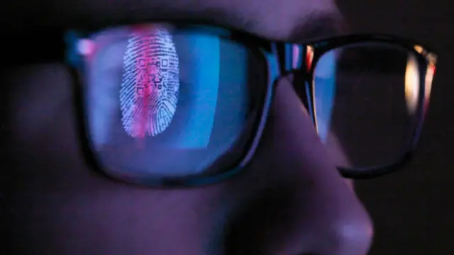 கம்போடியா: வேலை வழங்குவதாக கூறி இணையவழி மோசடியில் ஈடுபட கட்டாயப்படுத்தப்பட்ட இந்தியர்கள்