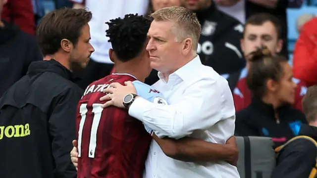 Hariiroon leenjisaa duraanii Aston Viilaa Ismiiz fi Watkins akkaan cimaadha