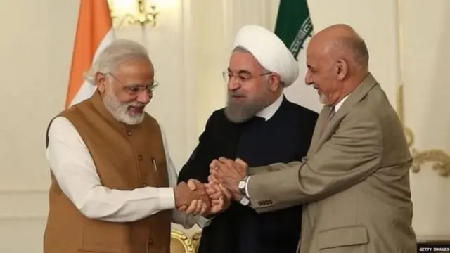 23 मई 2016 को चाबहार समझौते पर प्रधानमंत्री मोदी, ईरानी राष्ट्रपति हसन रूहानी और अफ़ग़ान राष्ट्रपति अशरफ़ ग़नी ने किए थे दस्तख़त