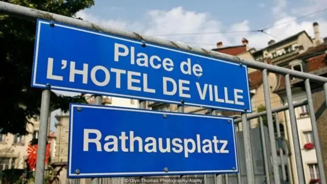 Röstigraben alman və fransızdilli İsveçrəni ayıran gözəgörünməz xətdir