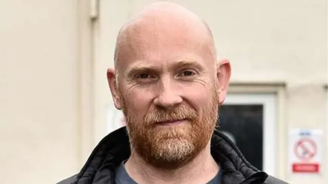 Уэйн Казинс