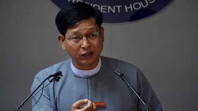 သမ္မတရုံးသတင်းစာရှင်းလင်းပွဲတစ်ခုမှာ တွေ့ရတဲ့ ဦးဇော်ဌေး
