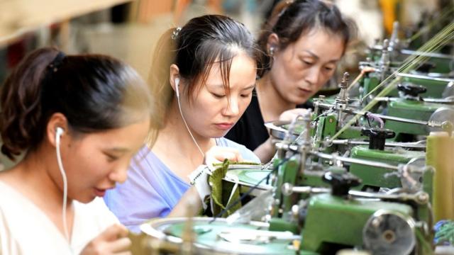 สินค้าส่งออกของจีนมีมูลค่าราว 2% ของจีดีพี ลดลงจาก 9% ในช่วงก่อนเกิดวิกฤตเศรษฐกิจ