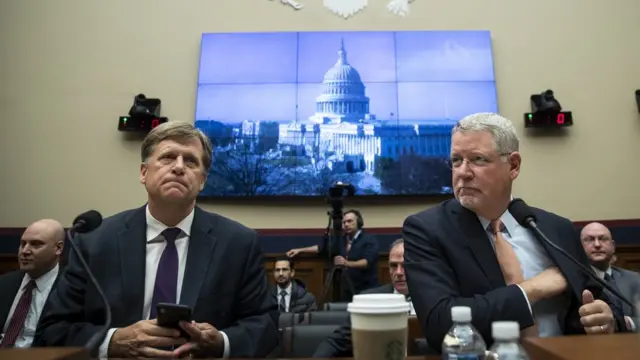 Макфолл и Холл