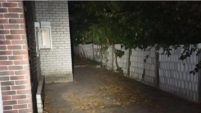 двір