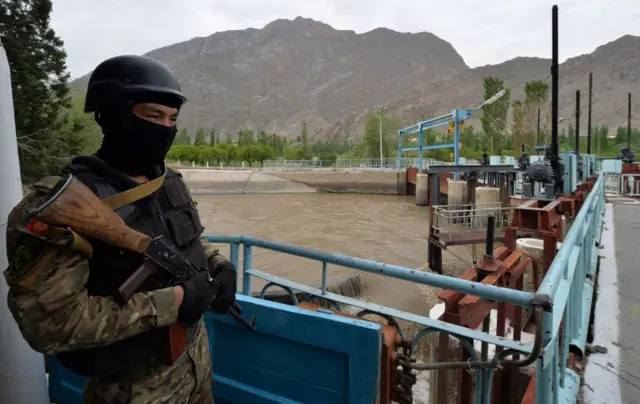 Un soldado kirguís.