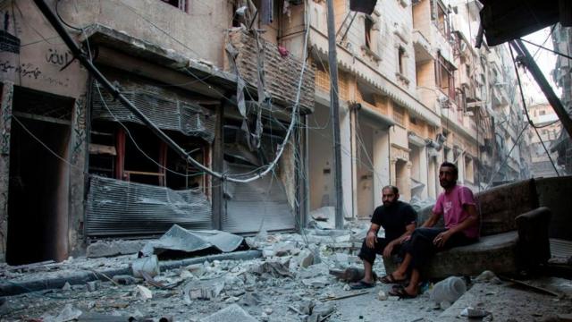 Karm al-Jabal depois de um bombardeio da coalizão liderada pelos EUA em que quase 90 soldados sírios morreram, em setembro de 2016