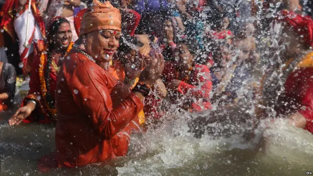 कुंभ, प्रयागराज, उत्तर प्रदेश, अखाड़े, नागा बाबा