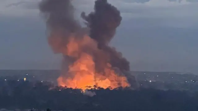Isanganya ryashitse kuwa kabiri nijoro ryasize benshi mu gisagara bibaza kuri kazoza  mu gihe baranye n'ikambi nyinshi z'igisirikare