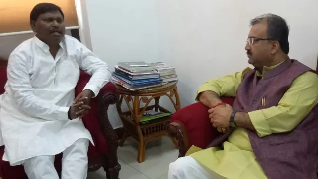 अर्जुन मुंडा और मंगल पांडेय