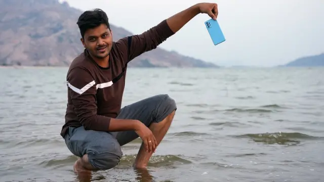 தமிழ் டெக் யூடியூபர் தமிழ்செல்வன்