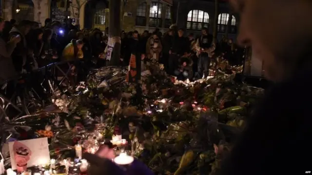 ラ・ベル・エキップ前（15日）