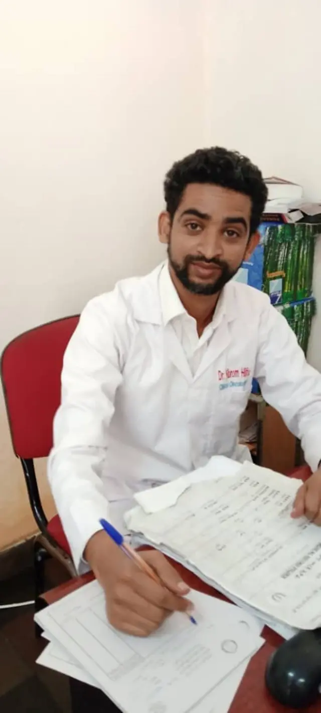 ዶ/ር ክብሮም ሕሉፍ