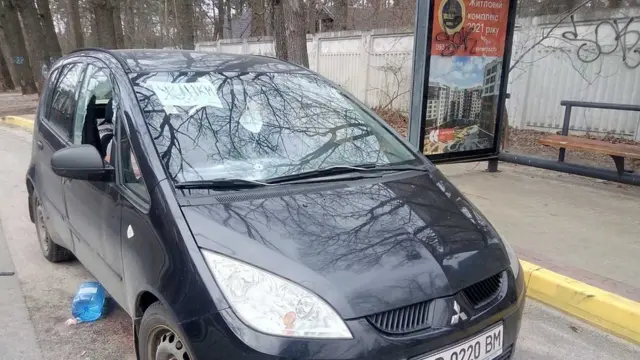 Corpos foram encontrados neste carro abandonado