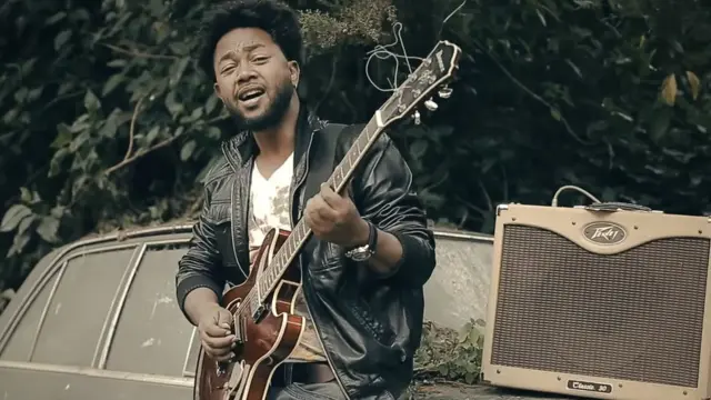 ዘሩባቤል ሞላ ወገኛ በተሰኘው ሥራው ላይ