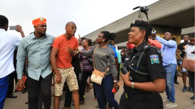 Ndị pụtara ime ngagharịiwe