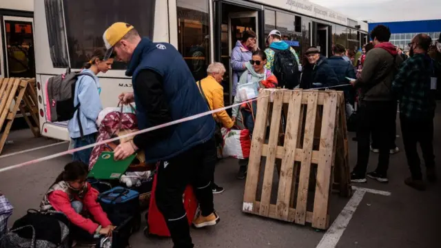 Евакуйовані з Маріуполя