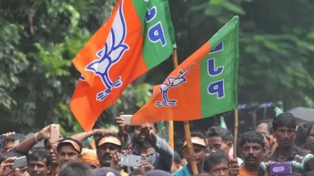 પ્રતીકાત્મક તસવીર