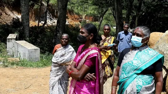 இலங்கை : பொருளாதார நெருக்கடிக்கு மத்தியில், இந்திய வம்சாவளித் தமிழர்களின் நிலைமை