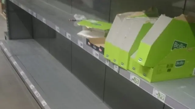 Ebe a na-edosa ngwa ahịa