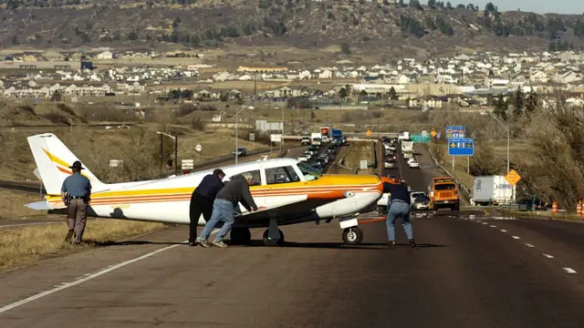 పైపర్ కోమంచె 250