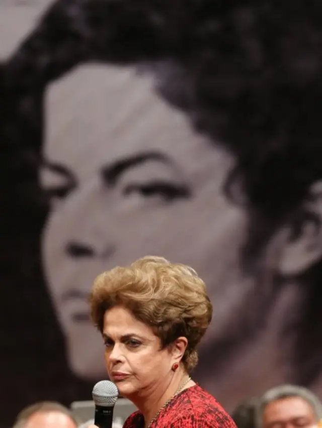 Dilma Rousseffcódigo de bonus f12eventocódigo de bonus f12apoio a seu retorno à Presidência