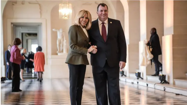 Jakov Kitarović sa prvom damom Francuske Brižit Makron, 11. novembra 2018.