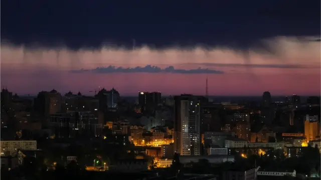 Kiev à l'aube du 14 mai