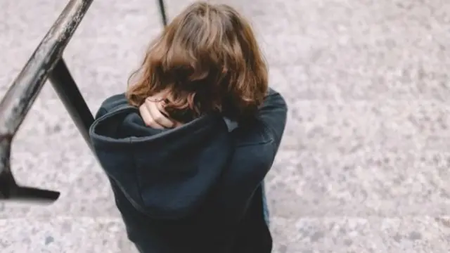 إيذاء النفس بين الأطفال