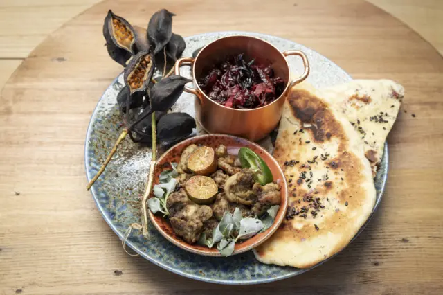 হারিয়ালি চিকেন