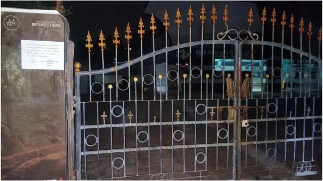 ఇప్పటికే పలు జిల్లాల్లో థియేటర్లను సీజ్ చేశారు