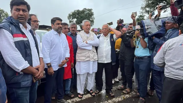 खासदार छत्रपती शाहू महाराज यांनी घटनास्थळी भेट दिली.