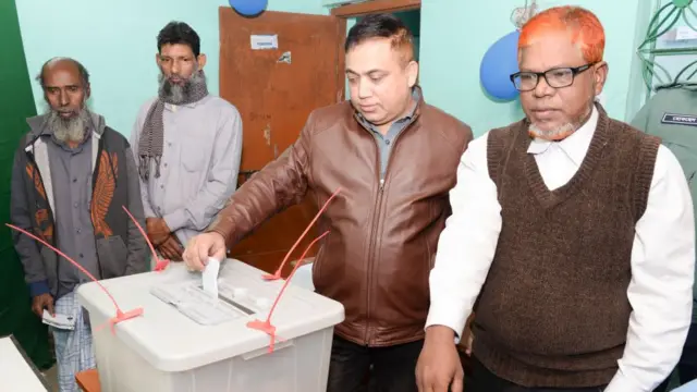 নির্বাচন