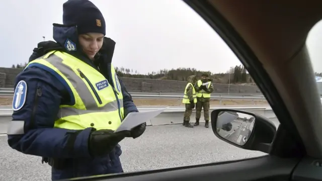 Policía en Finlandia