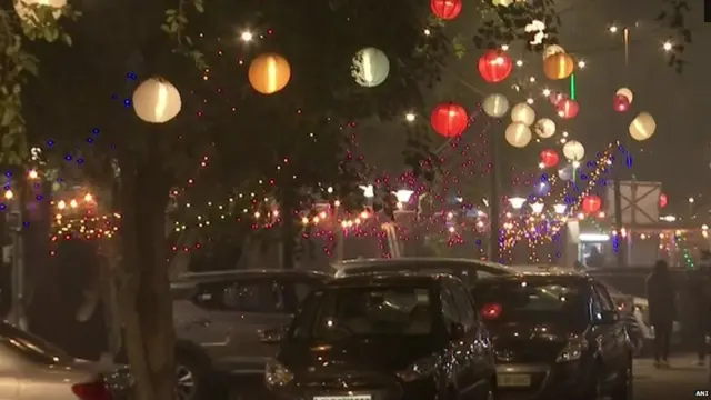 મુંભઈની જુહૂ ચોપાટીનો નજારો